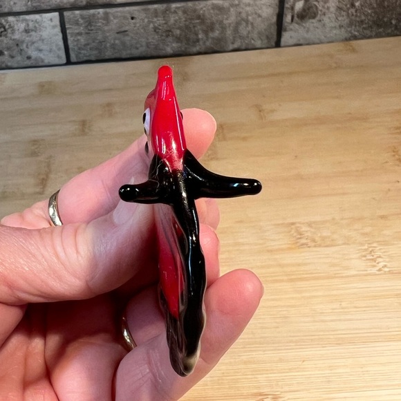 Vintage Blown Glass Red and Black Art Glass Fish 2 7/8” x 2 3/4” - Picture 5 of 6